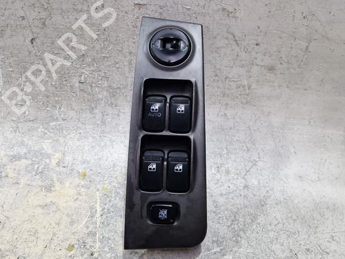 Used Left front window switch HYUNDAI MATRIX (FC) 1.5 CRDi (102 hp) 29886086