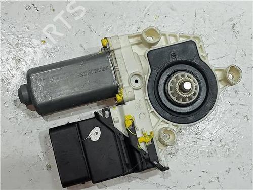 Right rear window motor VW GOLF IV (1J1) 1.4 16V | BP23916810E22