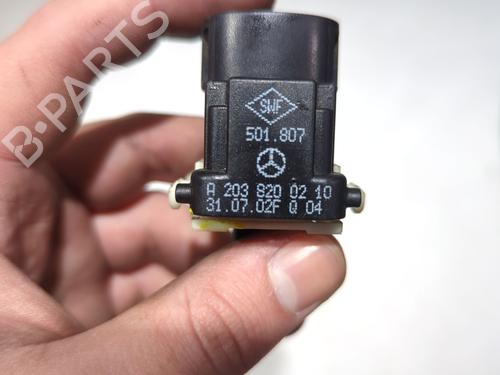 Switch MERCEDES-BENZ C-CLASS (W203) C 180 (203.035) | BP23928650I30 