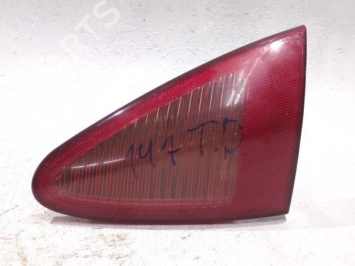 Farolim direito da mala Farolim direito da mala ALFA ROMEO 147 (937_) 1.9 JTD (937.AXD1A, 937.BXD1A, 937.AXV1A, 937.BXB1A,... (115 hp) 34434607 34434607