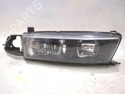 Used Right headlight MITSUBISHI GALANT VI Saloon (E3_A) 2.0 4WD (E39A, E38A, E33A) (109 hp) 27716600