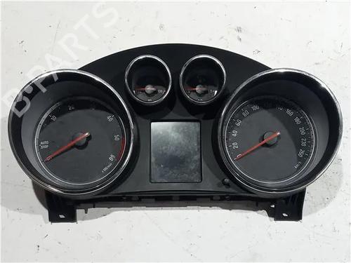 Used Instrument cluster OPEL INSIGNIA A Saloon (G09) 2.0 CDTI 4x4 (69) (160 hp) 23918157