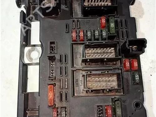 Used Fuse box CITROËN XSARA (N1) 1.9 TD (90 hp) 24968054