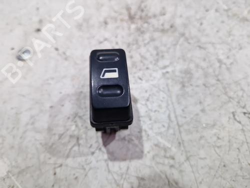 Used Right front window switch CITROËN XSARA (N1) 1.9 TD (90 hp) 29526183