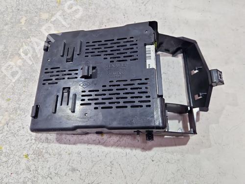 Zekeringkast RENAULT MEGANE Scenic (JA0/1_) 1.6 16V (JA0B, JA04, JA11, JA00) | BP29388298E1 