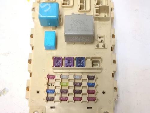Used Fuse box TOYOTA YARIS VERSO (_P2_) 1.4 D-4D (NLP20_, NLP22_) (75 hp) 25595729