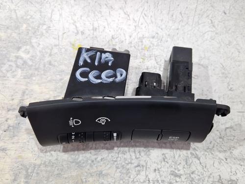 Switch KIA CEE'D Hatchback (ED) 1.6 CRDi 115 | BP29562114I30 