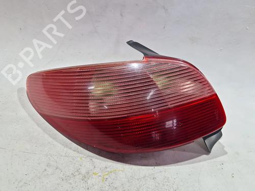 Venstre baglygte PEUGEOT 206 Hatchback (2A/C) 1.1 i (60 hp) 29385098