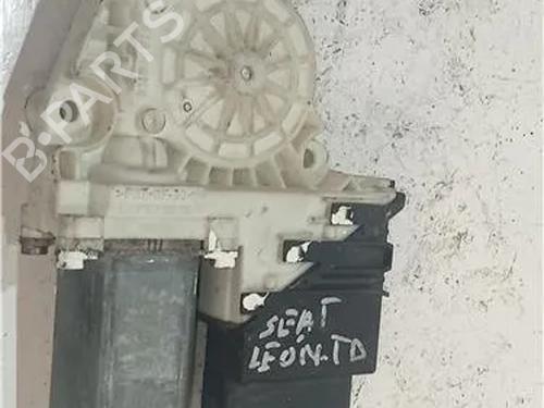 Left rear window motor SEAT LEON (1M1) 1.9 TDI | BP23912798E23 