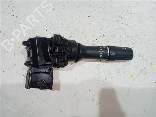 Used Switch TOYOTA AVENSIS Saloon (_T27_) 1.6 VVT-i (ZRT270_, ZRT270R) (132 hp) 23918527