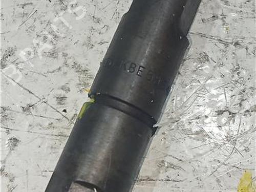 Used Injector RENAULT MASTER II Platform/Chassis (ED/HD/UD) 2.5 dCi (120 hp) 23913739