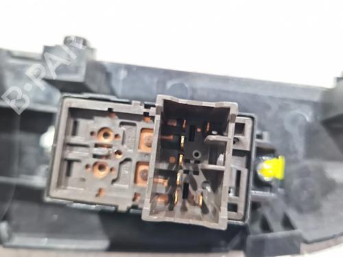 Right rear window switch KIA CARENS III MPV (UN) 2.0 CRDi 115 | BP29519014I28 