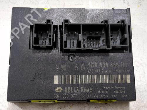 Elektronische module VW GOLF V (1K1) 1.9 TDI (105 hp) 27716606