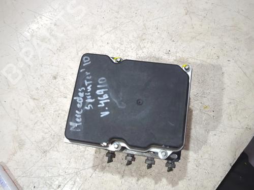 Used ABS pump MERCEDES-BENZ SPRINTER 3,5-t Van (B906) 313 CDI (906.631, 906.633, 906.635, 906.637) (129 hp) 27311160