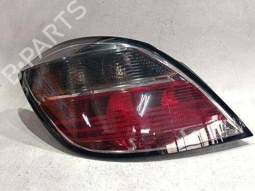 left-taillight-opel-astra-h-a04-2004-2005-2006-2007-2008-2009-2010-2011-2012-2013-2014-40125064 main image