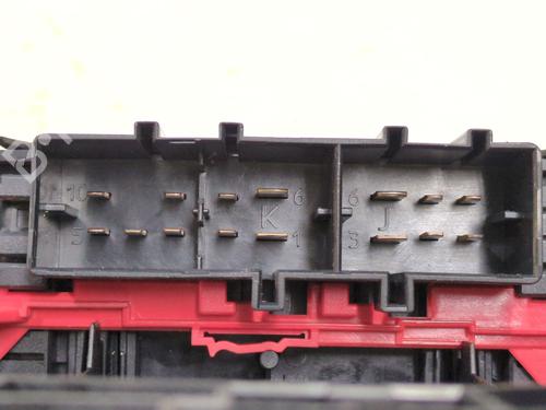 Fuse box VW GOLF V (1K1) 1.9 TDI | BP32744932E1  - Image 5