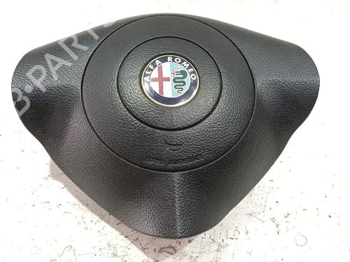 Used Driver airbag Driver airbag ALFA ROMEO 147 (937_) 1.9 JTDM 16V (937.AXN1B, 937.BXN1B) (150 hp) 40080091 40080091