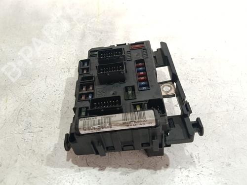 Used Fuse box Fuse box CITROËN C5 I (DC_) 2.0 HDi (DCRHZB, DCRHZE) (109 hp) 40228629 40228629