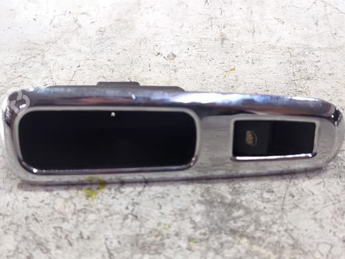 Used Left rear window switch Left rear window switch PEUGEOT 3008 I MPV (0U_) 1.6 VTi (120 hp) 39647379 39647379