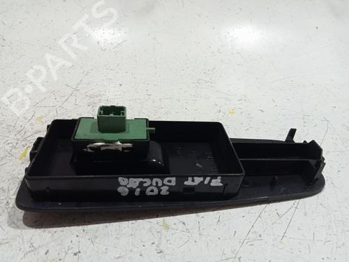 Right front window switch FIAT DUCATO Van (250_) 130 Multijet 2,3 D | BP36499836I26 - Image 5