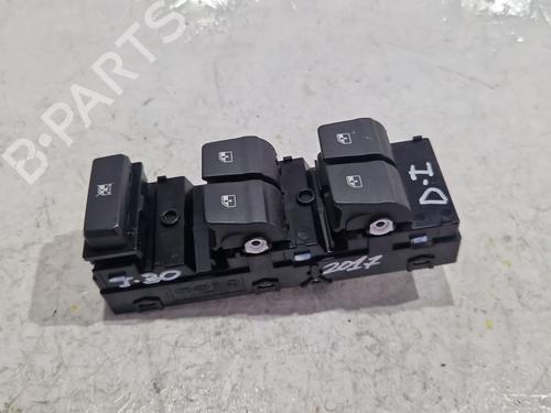 Used Left front window switch Left front window switch HYUNDAI i30 (PDE, PD, PDEN) 1.0 T-GDI (120 hp) 33605889 33605889