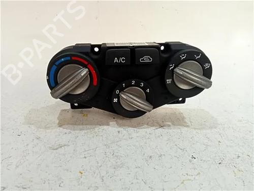 Used Climate control KIA RIO II (JB) 1.4 16V (97 hp) 23906575