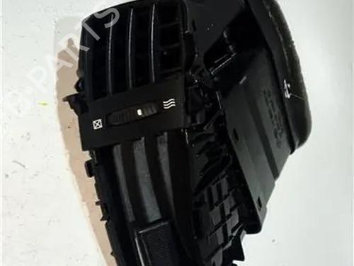 Used Air vent KIA CEED Sportswagon (CD) 1.4 T-GDI (140 hp) 25616999