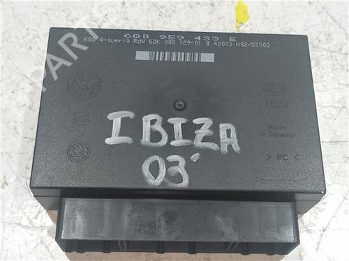 Commande Confort SEAT IBIZA III (6L1) 1.9 TDI (131 hp) 28077553