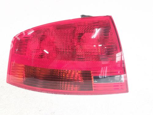 Used Left taillight AUDI A4 B7 (8EC) [2004-2009]  31370181