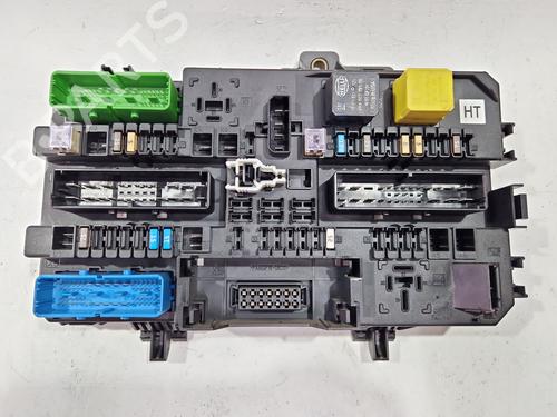Used Fuse box OPEL ASTRA H (A04) 1.7 CDTI (L48) (100 hp) 30001228
