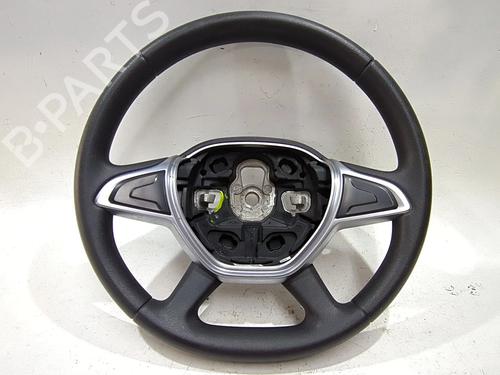 Used Steering wheel DACIA SANDERO II 1.5 dCi 75 / Blue dCi 75 (B8JW, B8M4, B8AH, B8M7, B8M6) (75 hp) 28480673