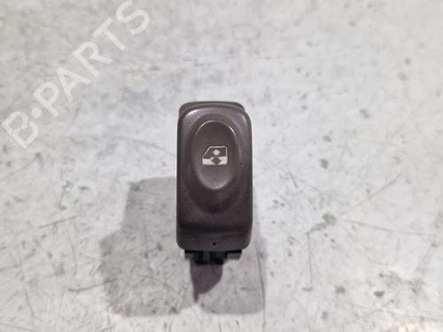 Used Left front window switch Left front window switch RENAULT TWINGO I (C06_) 1.2 (C067) (54 hp) 32859611 32859611