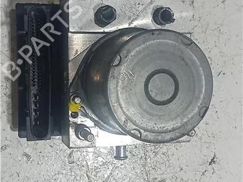 Used ABS pump RENAULT CLIO III Grandtour (KR0/1_) 1.2 16V (KR0P) (101 hp) 23915532