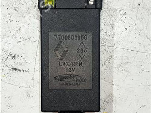 Used Electronic module RENAULT SAFRANE II (B54_) 2.2 dT (B54G) (113 hp) 23908765