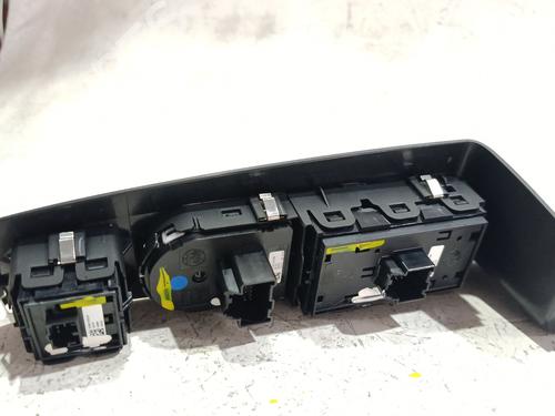 Left front window switch ALFA ROMEO STELVIO (949_) 2.0 Q4 (949.AXA2A) | BP38703076I27 - Image 4