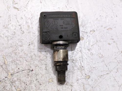 Used Electronic module RENAULT LAGUNA II (BG0/1_) 1.9 dCi (107 hp) 32657565