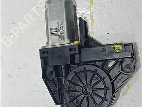 Rudehejsemotor forskærm højre VOLVO V40 Hatchback (525) D2 (120 hp) 23914289