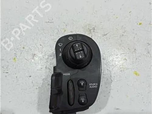 Used Switch RENAULT KANGOO / GRAND KANGOO II (KW0/1_) 1.5 dCi 70 (KW0V, KW0A) (68 hp) 23916712