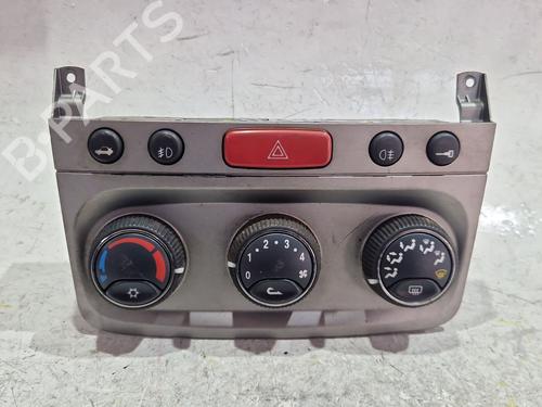 Used Climate control Climate control ALFA ROMEO 147 (937_) 1.6 16V T.SPARK ECO (937.AXA1A, 937.BXA1A) (105 hp) 33932985 33932985