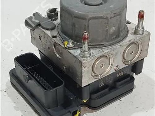 Pompe ABS TOYOTA AURIS (_E15_) 2.0 D-4D (ADE150_, ADE150R) (126 hp) 23921412
