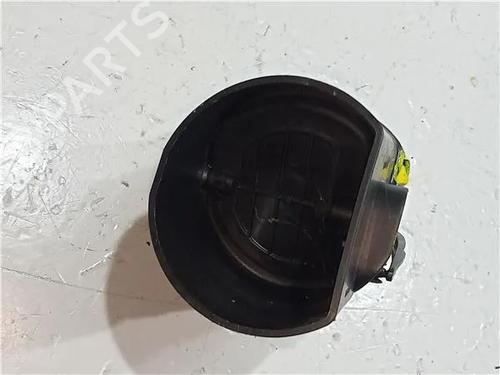 Air vent PEUGEOT 5008 (0U_, 0E_) 2.0 HDi 150 / BlueHDi 150 | BP23916753I21 