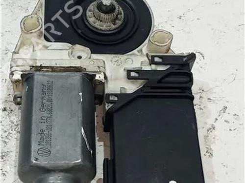 Right front window motor SEAT LEON (1M1) 1.9 TDI | BP23913032E20