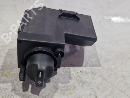 Used Headlight switch Headlight switch MERCEDES-BENZ E-CLASS (W210) E 300 D (210.020) (136 hp) 34156168 34156168