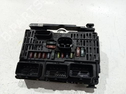 Used Fuse box PEUGEOT 407 SW (6E_, 6D_) 2.2 HDi 170 (170 hp) 27311194
