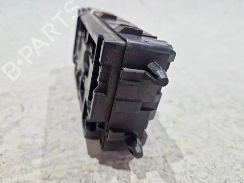 Fuse box VOLVO S40 I (644) 2.0 T | BP29708992E1 