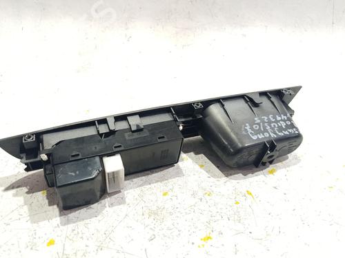 Left front window switch SSANGYONG RODIUS I 2.7 Xdi | BP39945533I27 - Image 3