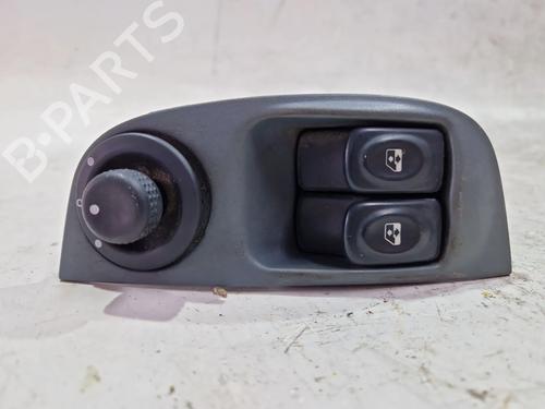 Used Left front window switch RENAULT MEGANE I (BA0/1_) 1.6 e (BA0F, BA0S) (90 hp) 29521627