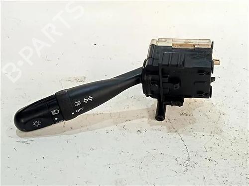 Used Switch SUZUKI GRAND VITARA II (JT, TE, TD) 1.9 DDiS All-wheel Drive (JT419, TD44, JB419WD, JB419XD,... (129 hp) 23909730