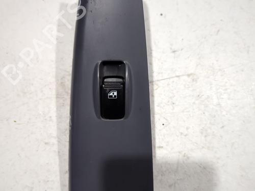 Used Right rear window switch KIA CERATO I Saloon (LD) 2.0 CRDi (112 hp) 24978583