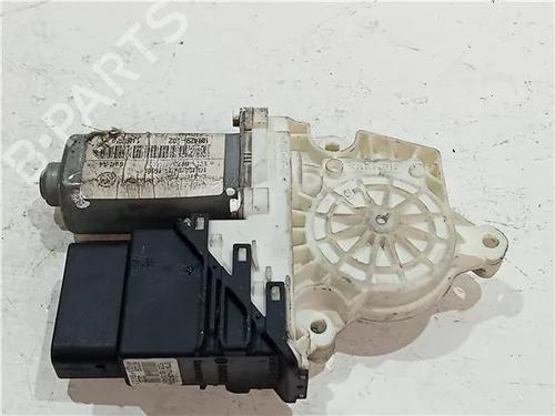 Used Left rear window motor SEAT LEON (1M1) 1.9 TDI (110 hp) 23913096